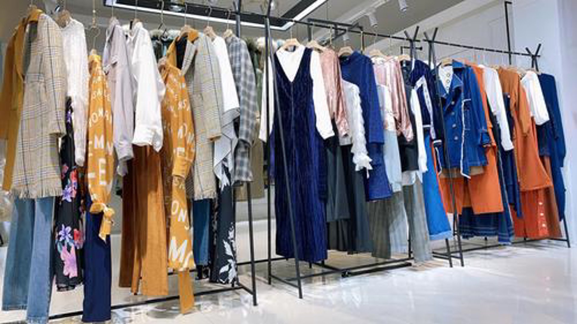 四季服装商城